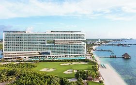 Hyatt Vivid Cancun (Adults Only)